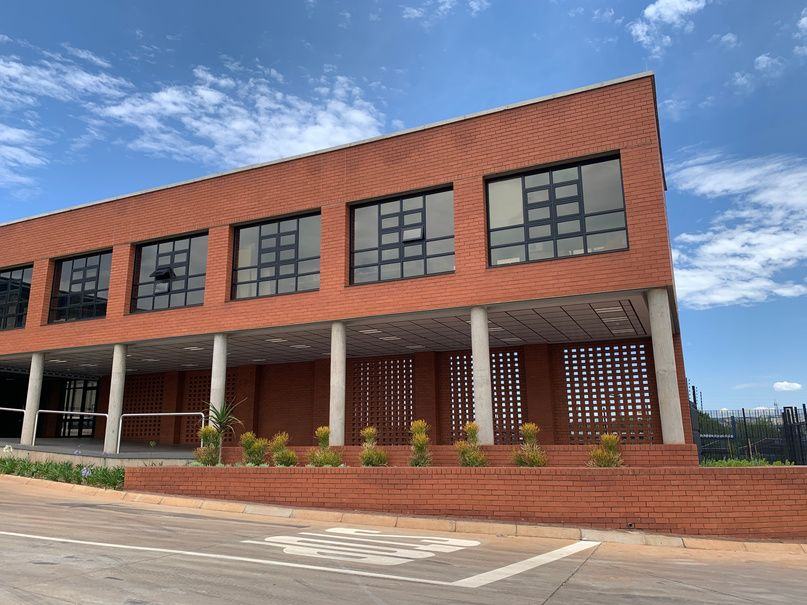 Amka Campus – image 3