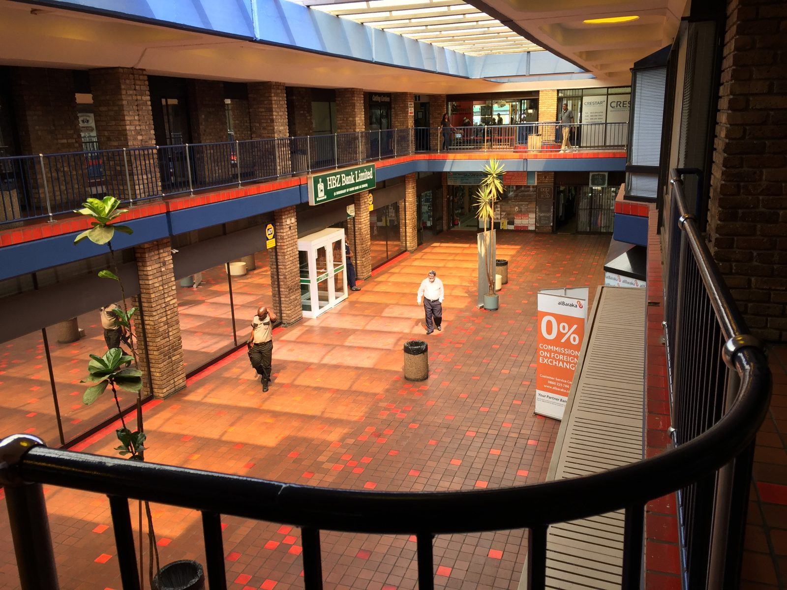 Laudium Plaza – image 3
