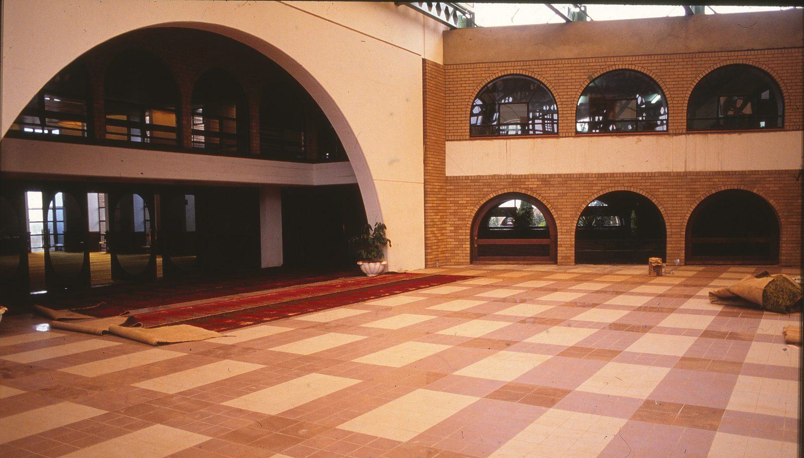 Roshnee Mosque – image 7
